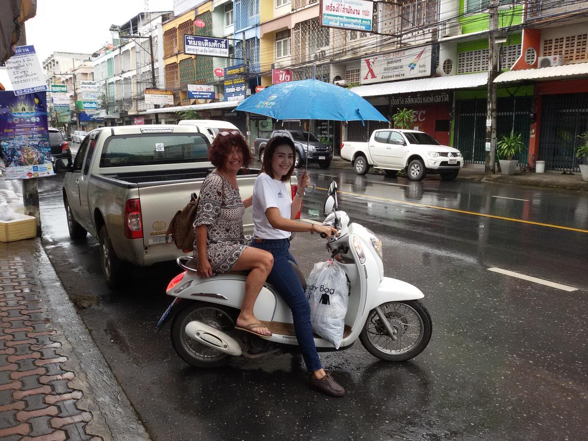 Little PP Hometel Surat Thani Esterno foto